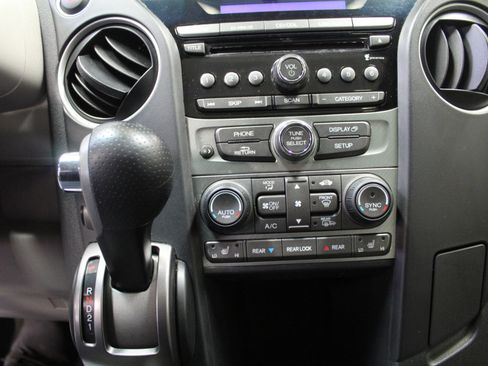 Used 2014 Honda Pilot EX-L image 16