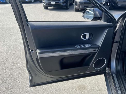 Used 2022 Hyundai Ioniq 5 Limited w/ Cargo Package image 15