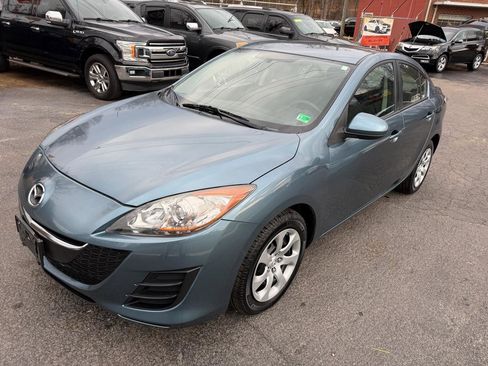 Used 2010 MAZDA MAZDA3 i Sport image 3