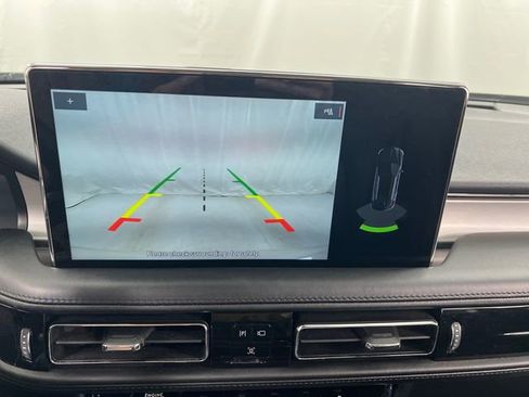 Used 2023 Lincoln Nautilus AWD image 19