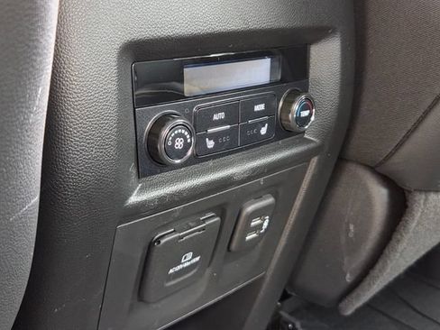 Used 2022 Chevrolet Traverse Premier w/ Redline Edition FWD image 16