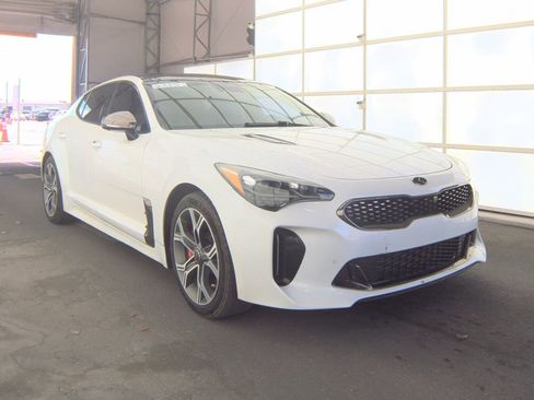 Used 2019 Kia Stinger GT2 AWD/4WD image 6