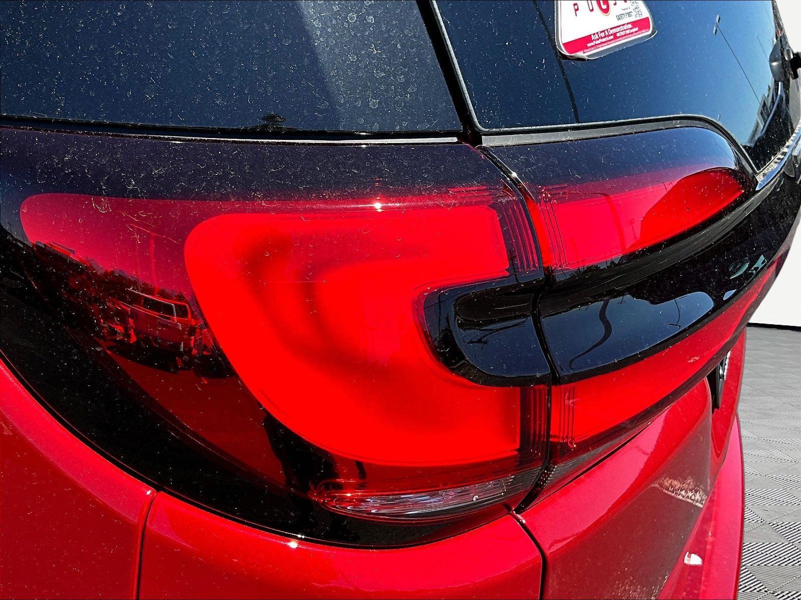 New 2027 Chrysler Pacifica Select AWD/4WD image 14