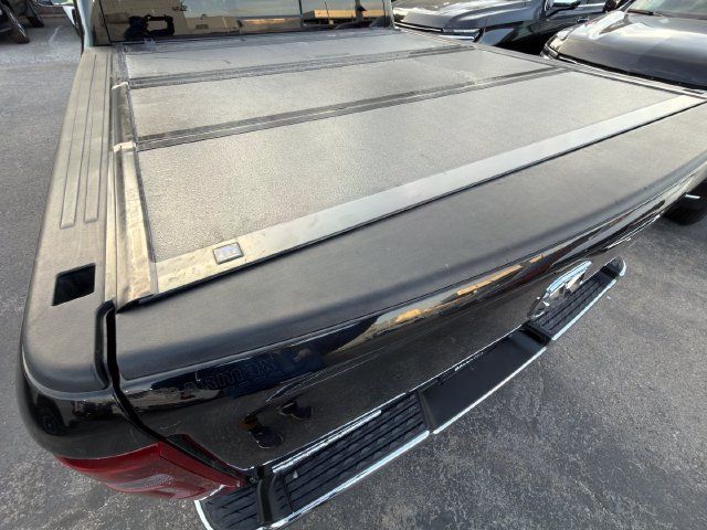 Used 2019 RAM 1500 Laramie AWD/4WD image 29