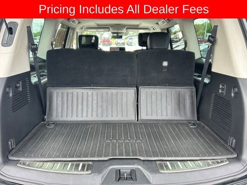 Used 2023 Nissan Armada Platinum w/ Captain's Chairs Package RWD image 18
