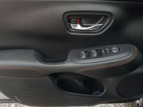 Certified 2024 Honda HR-V Sport image 9