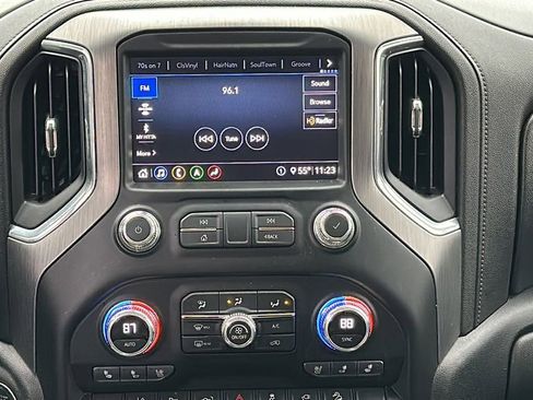 Used 2020 GMC Sierra 2500 Denali w/ Gooseneck/5TH Wheel Package image 17