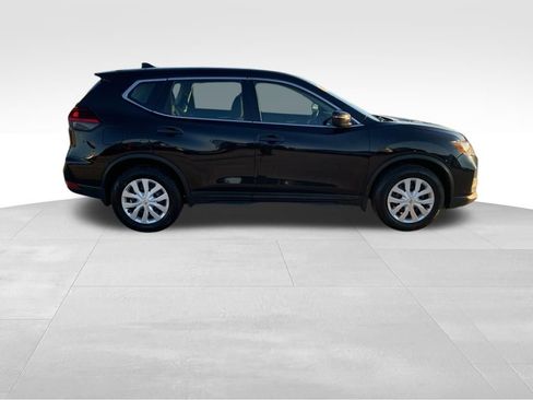Used 2019 Nissan Rogue FWD image 6