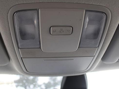 Certified 2022 Kia Soul LX w/ Technology Package image 43