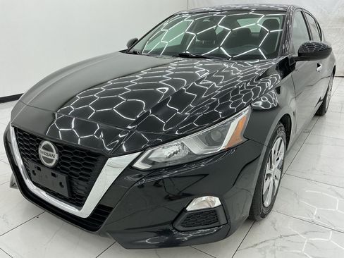 Used 2020 Nissan Altima 2.5 S FWD image 1