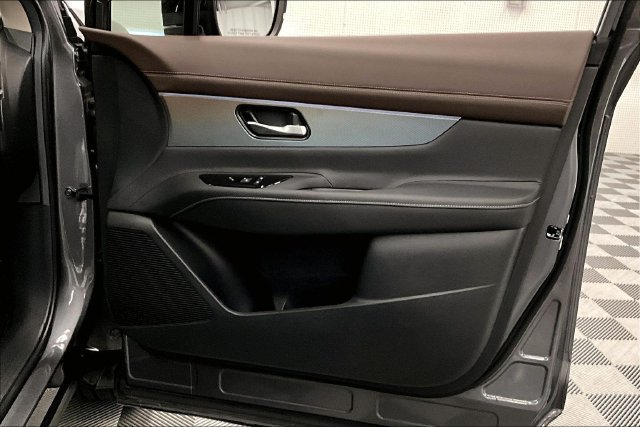 Used 2025 Nissan Murano Platinum w/ Cargo Package AWD/4WD image 22