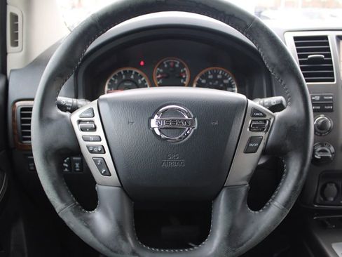 Used 2013 Nissan Armada Platinum image 35