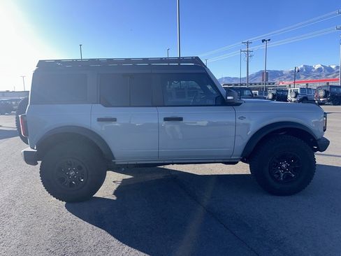 Used 2024 Ford Bronco Wildtrak image 4