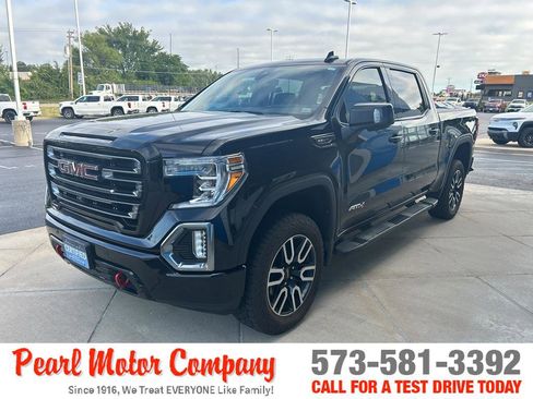 Used 2020 GMC Sierra 1500 AT4 w/ AT4 Premium Package image 8