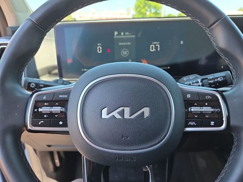 Used 2024 Kia Sorento S w/ Panoramic Sunroof Package FWD image 23