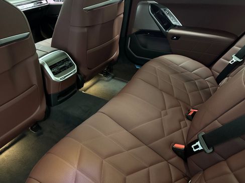 New 2026 BMW 740i w/ Premium Package image 20