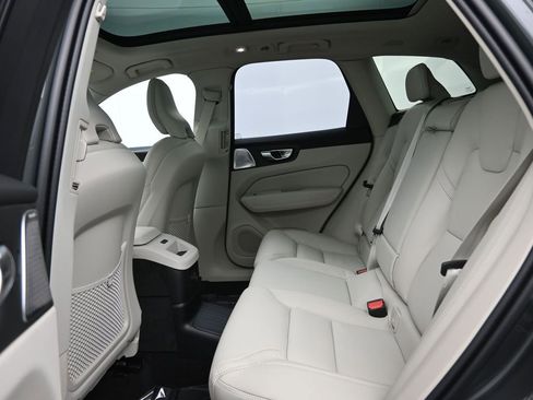 New 2026 Volvo XC60 T8 Ultra image 24