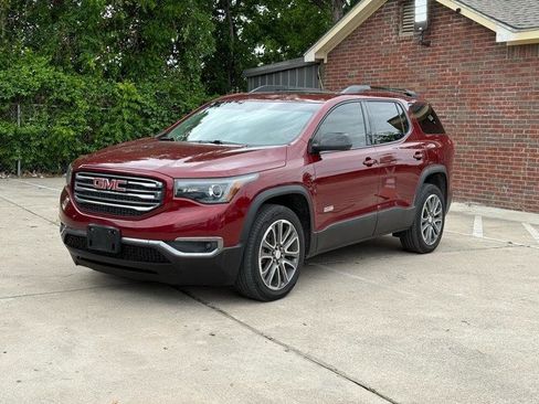 Used 2017 GMC Acadia SLT AWD/4WD image 1