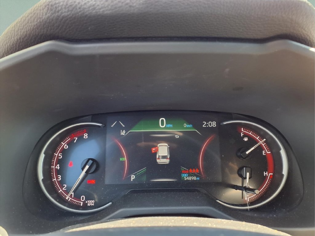 Used 2025 Toyota RAV4 LE AWD/4WD image 15