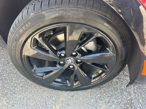 Used 2023 Buick Envision Preferred FWD image 11