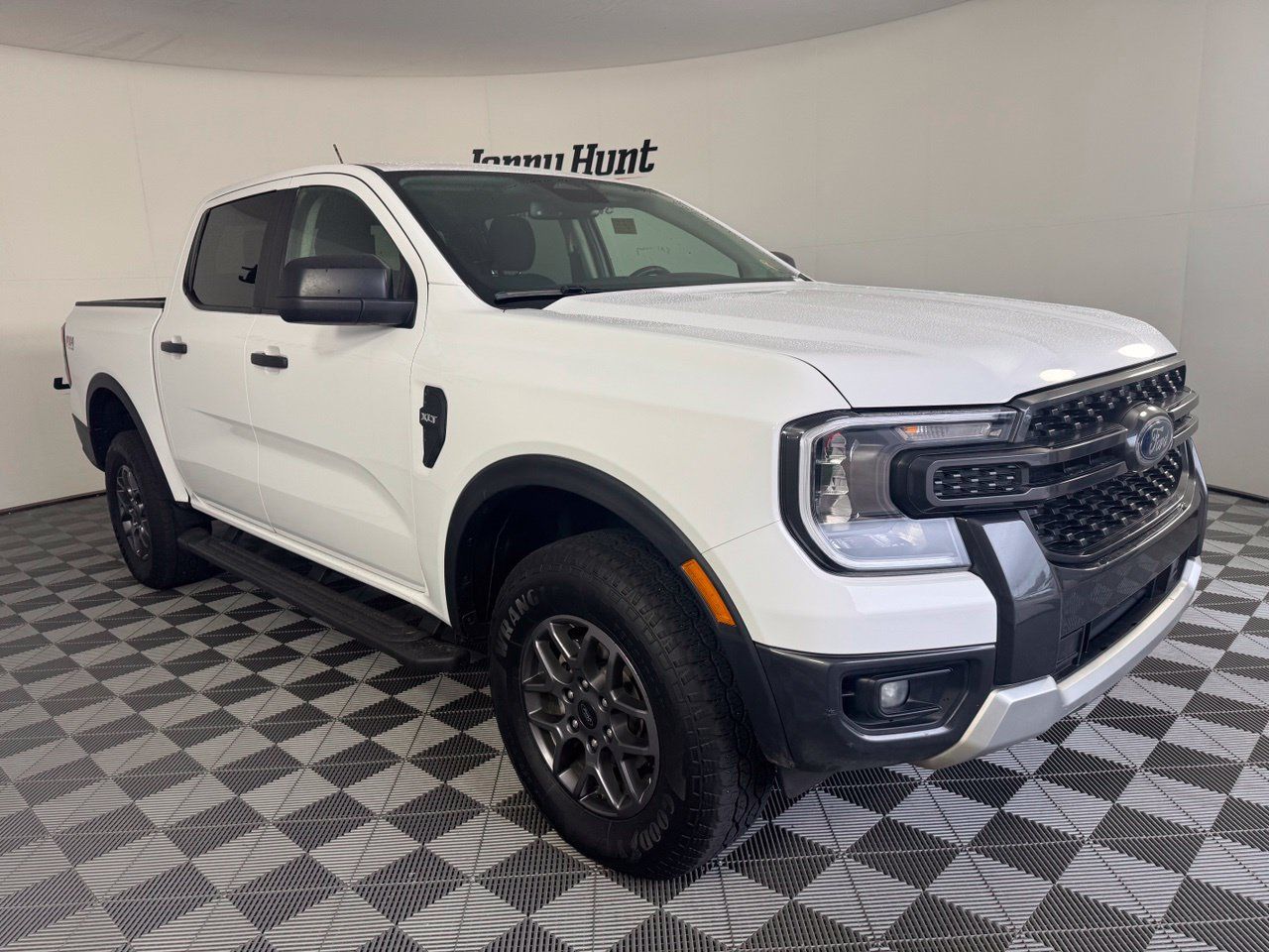Used 2025 Ford Ranger XLT w/ FX4 Off-Road Package AWD/4WD image 6
