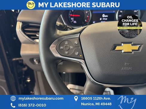Used 2023 Chevrolet Traverse LT image 15