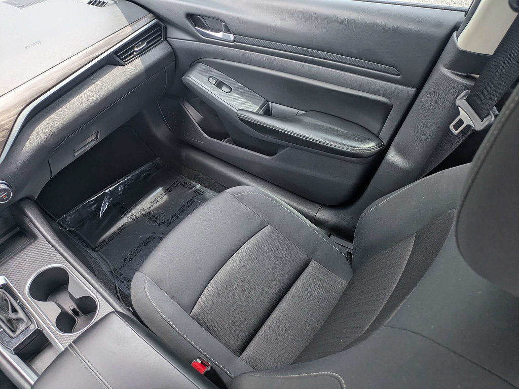 Used 2025 Nissan Altima 2.5 SV w/ SV Special Edition Package FWD image 16