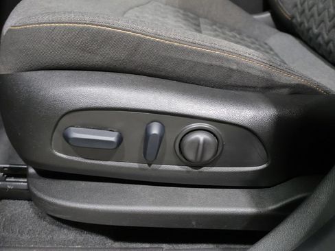 Used 2024 Chevrolet Equinox LT w/ LPO, Floor Liner Package FWD image 12