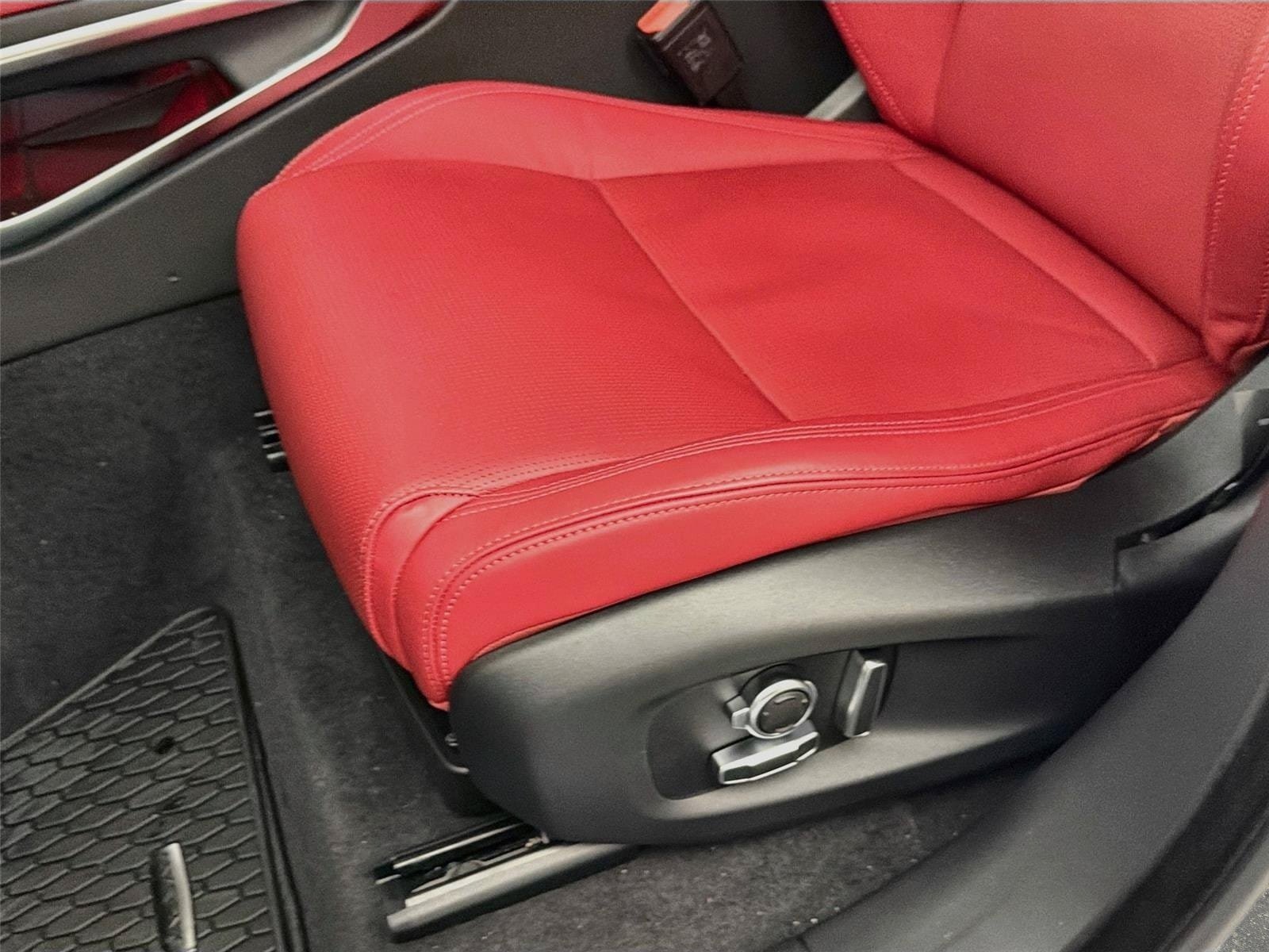 New 2026 Jaguar F-PACE R-Dynamic S AWD/4WD image 22