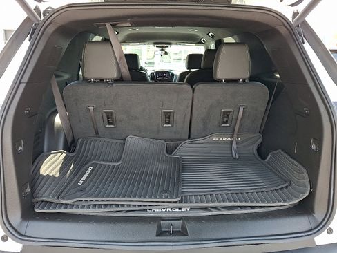 Used 2023 Chevrolet Traverse LT AWD/4WD image 28