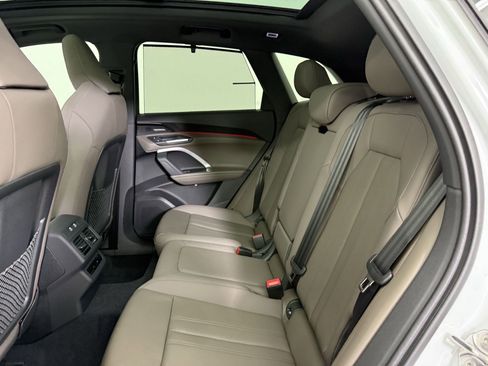 New 2025 Audi Q5 Premium Plus image 25