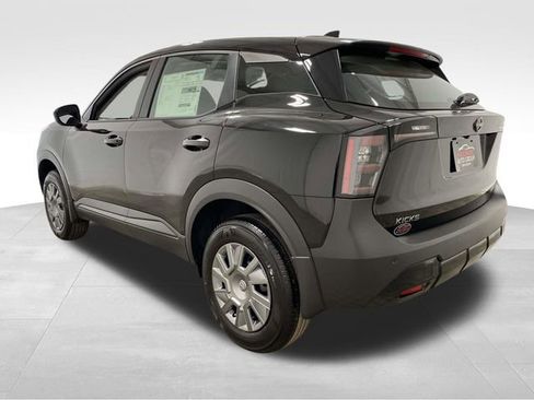 New 2026 Nissan Kicks S image 4