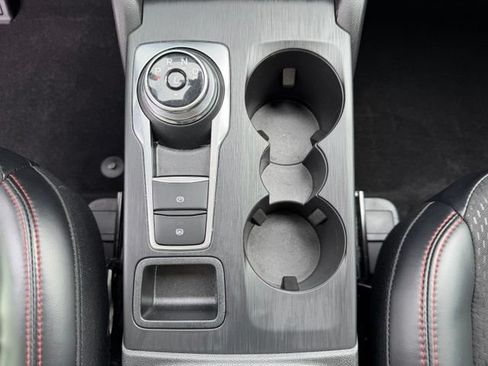 Used 2025 Ford Escape ST-Line w/ Tech Pack #1 FWD image 18