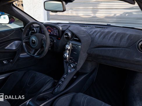 Used 2021 McLaren 765LT image 38