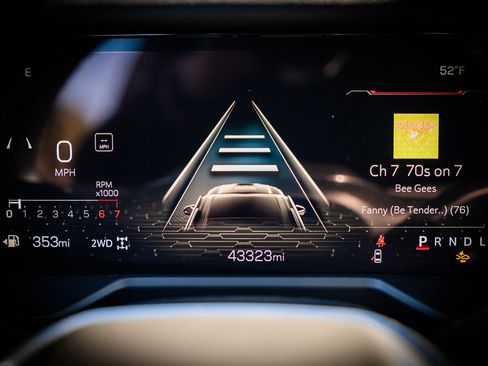 Used 2024 GMC Acadia Elevation image 27