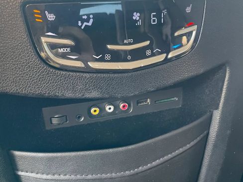 Used 2016 Cadillac Escalade Premium AWD/4WD image 27