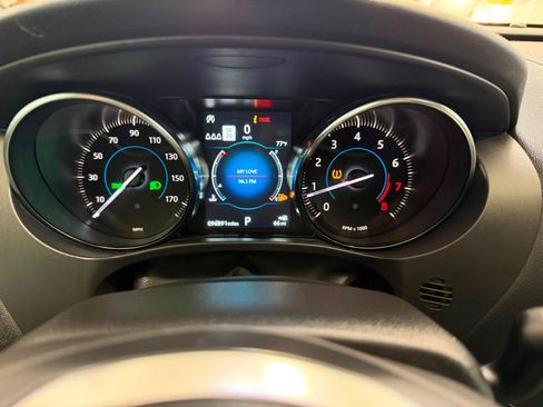 Used 2020 Jaguar F-PACE R-Sport AWD/4WD image 37