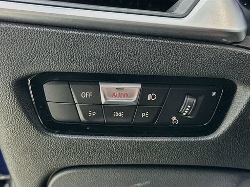 Used 2019 BMW 330i Sedan w/ Convenience Package RWD image 12