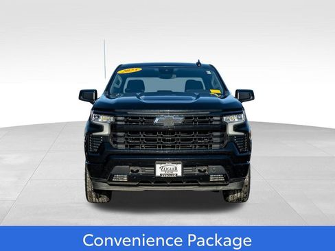 Used 2023 Chevrolet Silverado 1500 RST image 2