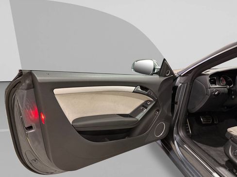 Used 2013 Audi S5 Premium Plus image 11