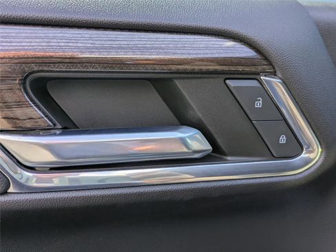 Used 2022 Chevrolet Silverado 1500 LT Trail Boss w/ Protection Package image 14