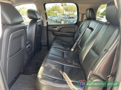 Used 2014 GMC Yukon XL SLT AWD/4WD image 15