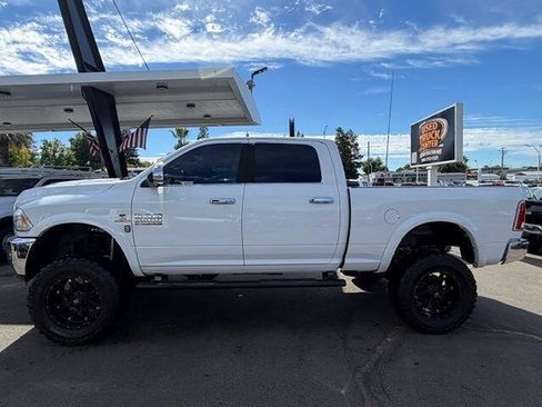 Used 2016 RAM 2500 Laramie w/ Convenience Group AWD/4WD image 2