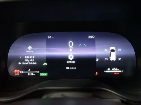 Used 2025 Toyota Sienna Limited image 15