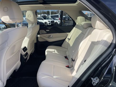 Certified 2023 Mercedes-Benz GLE 450 4MATIC image 32