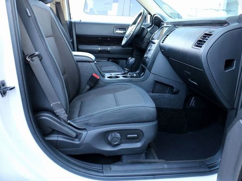 Certified 2018 Ford Flex SEL w/ Class III Trailer Tow Package image 32