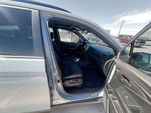 Used 2022 Honda Pilot TrailSport image 29
