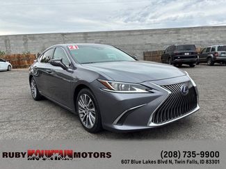 Used 2021 Lexus ES 300h w/ Premium Package FWD video 1