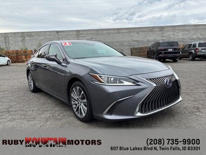 Used 2021 Lexus ES 300h w/ Premium Package