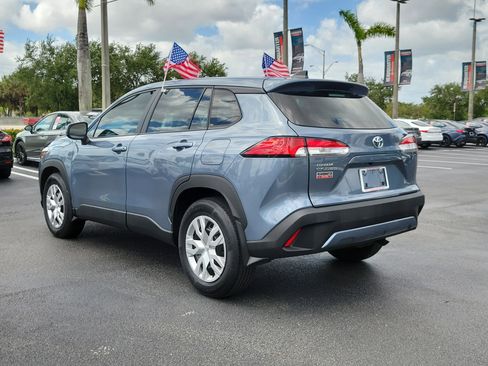 Used 2025 Toyota Corolla Cross L FWD image 8